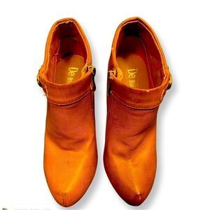De Blossom Collection- Brown Leather Ankle Boots -  Size 6-